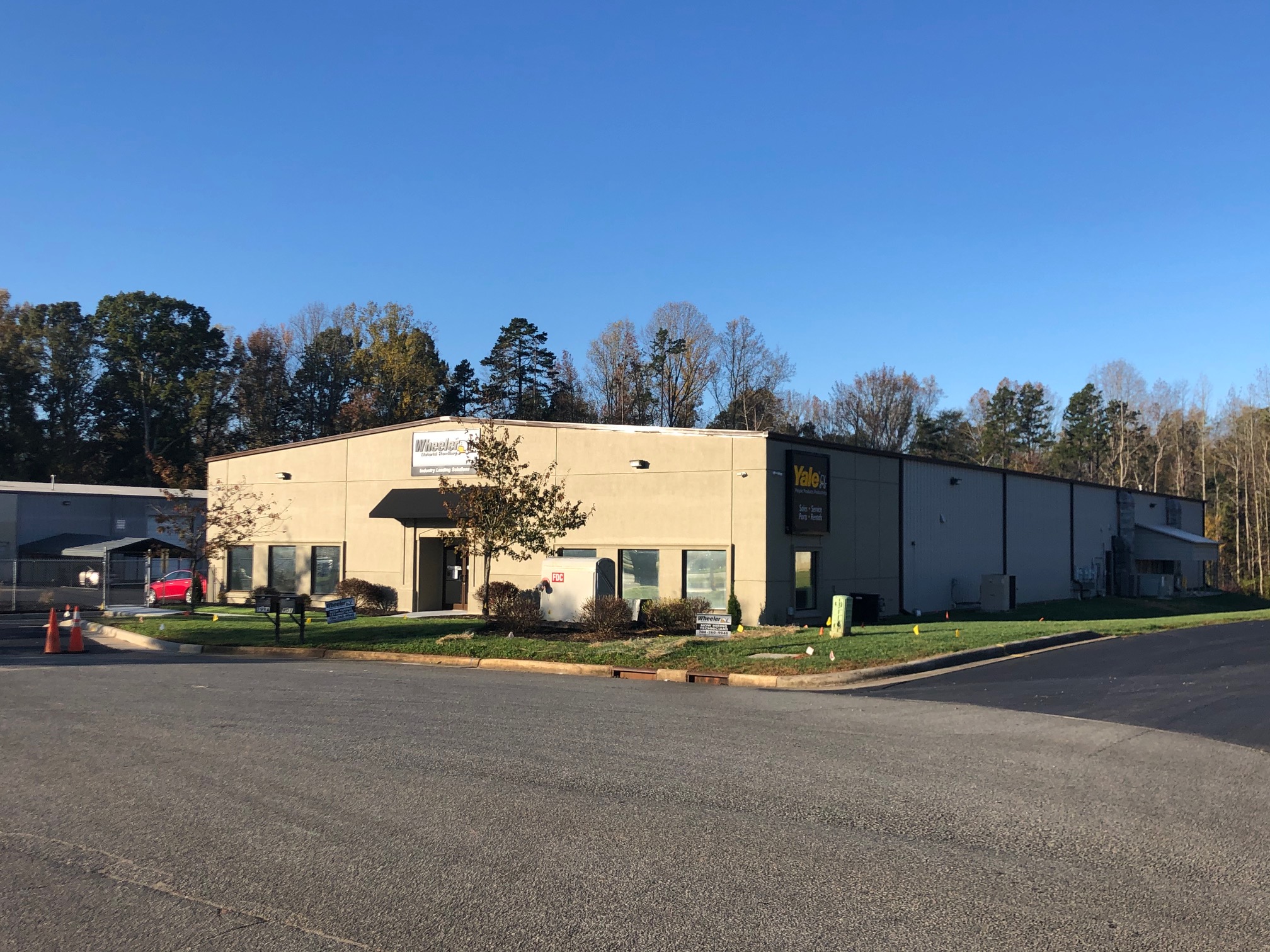 Commercial strip mall building daytime